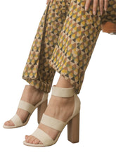 Load image into Gallery viewer, Retro Platform Heel Sandal
