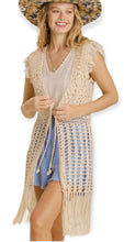 Load image into Gallery viewer, Belle&#39;s Tassel knit Vest
