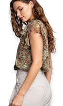 Load image into Gallery viewer, Amerie Floral Ruffle Short Sleeve Top
