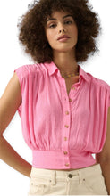 Load image into Gallery viewer, Solid Collar Neck Sleeveless Crop Shirt
