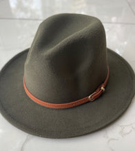 Load image into Gallery viewer, Vegan Felt Panama Hat 
