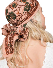 Load image into Gallery viewer, Statement Floral Printed Bandana
