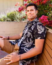 Load image into Gallery viewer, Cool Leaf Floral Print Short Sleeve Shirt
