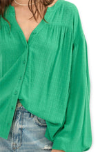 Load image into Gallery viewer, Solid Button Front Yoke Front Long Sleeve Shirt- Kelly Green
