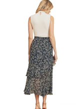 Load image into Gallery viewer, Love In A Mist Floral Print Midi Skirt 
