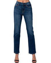 Load image into Gallery viewer, Classic Vintage Denim Jeans - Dark Wash
