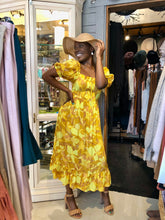 Load image into Gallery viewer, Aria&#39;s Golden Flower Dress
