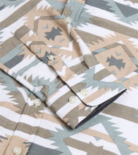 Load image into Gallery viewer, Brushed Twill Mountain Shirt- Snow
